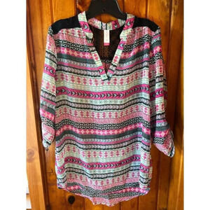 No Boundaries women's size‎ L 11/13 Aztec print top
